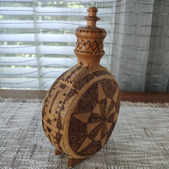 Bulgarian Wooden Bottle Pyrography Flask Wood Burned Graphics VTG Decanter 9.25" - Picture 2 of 9